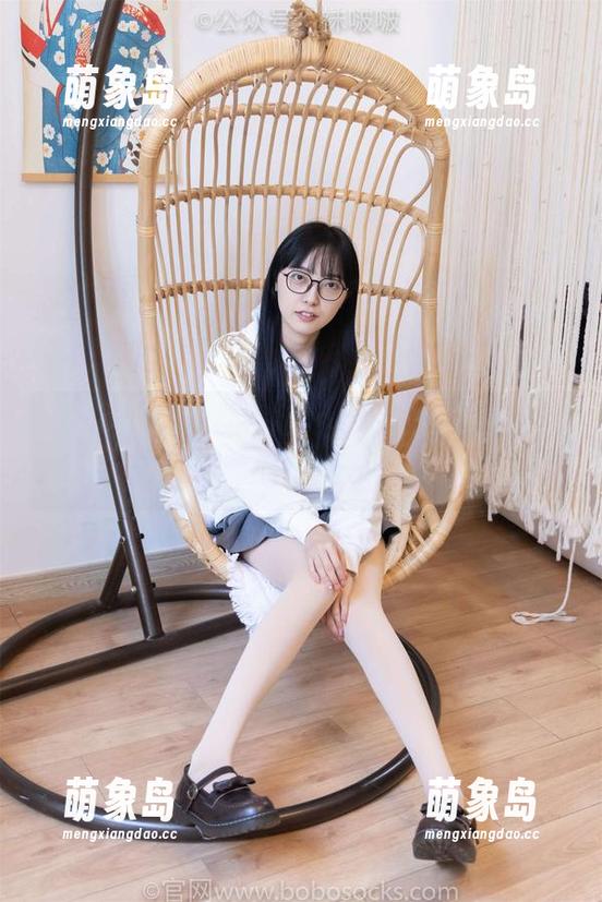 BoBoSocks袜啵啵 - 周周的白棉袜，啊，这穿脏的样子真妙