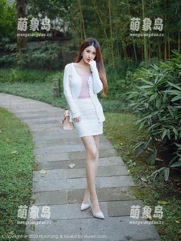 HuaYang花漾 - Emily顾奈奈酱的内衣套图，看那披肩发，真心是走进人间的天使吧？