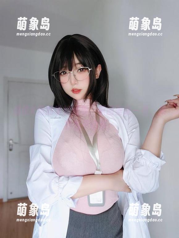 都说K酱的学妹好看，原图壁纸一看，果然名不虚传。