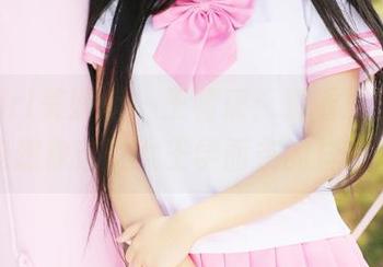 MyGirl美媛馆 – 王馨瑶：观看原图时，你能想象这位女王学面条的样子吗？