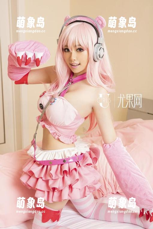 UGirls尤果网 - 选一副眼镜：安沛蕾的精选集让人小心翼翼