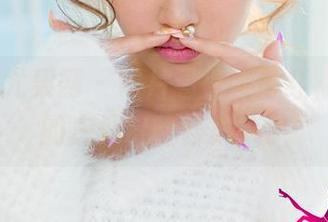 UGirls尤果网 – 照片看得人脸红，王恬恬的户外冒险合集来了