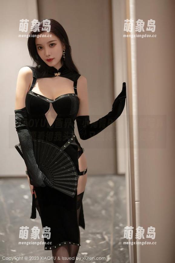 XIAOYU语画界 - 小海臀Rena制服写真：资源看得我头晕，又想转身去找更多！