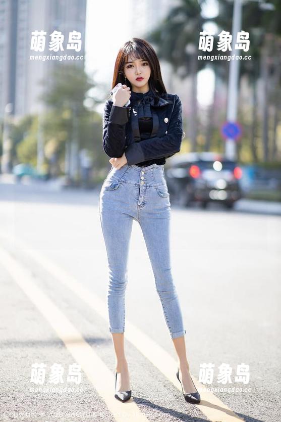 XIAOYU语画界 - 小蛮妖Yummy专属：女王图包，科学证明美与滑稽的结合是绝配！