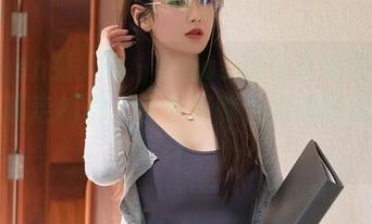 Xiuren秀人网 – tina_甜仔在可爱这条路上越走越偏，快来瞧瞧，她的图册事件！