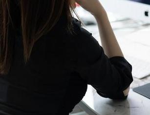 Xiuren秀人网 – 全套写真，七米baby女王教你如何优雅地做个平民百姓！