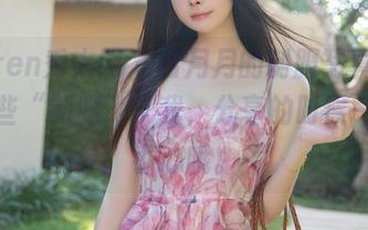 Xiuren秀人网 – 四月月的制服写真，真的有些“制服”了我，分享的时候一定要小心哦。