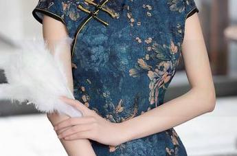 Xiuren秀人网 – 紧急上架：小甜angle美图，清凉泳装拯救夏日！