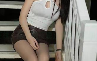 Xiuren秀人网 – 杏子Yada在这里，白裙在线，高清的夜晚注定要浪漫翻倍！
