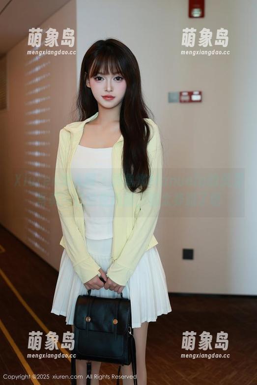 Xiuren秀人网 - 玛鲁娜Manuela的美足写真：这颜值和脚，都太养眼了吧
