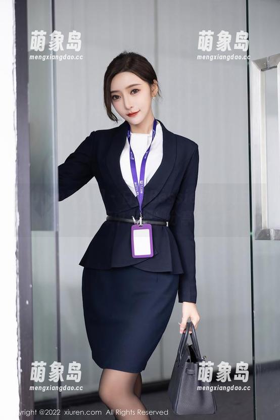 Xiuren秀人网 - 白洁Bessie与她的白衬衫：在图库中发现，分享每一瞬