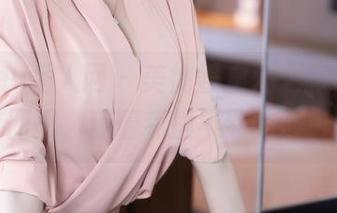 Xiuren秀人网 – 美桃酱户外之旅，无圣光的套图里，藏着我摸不到的那份美好。