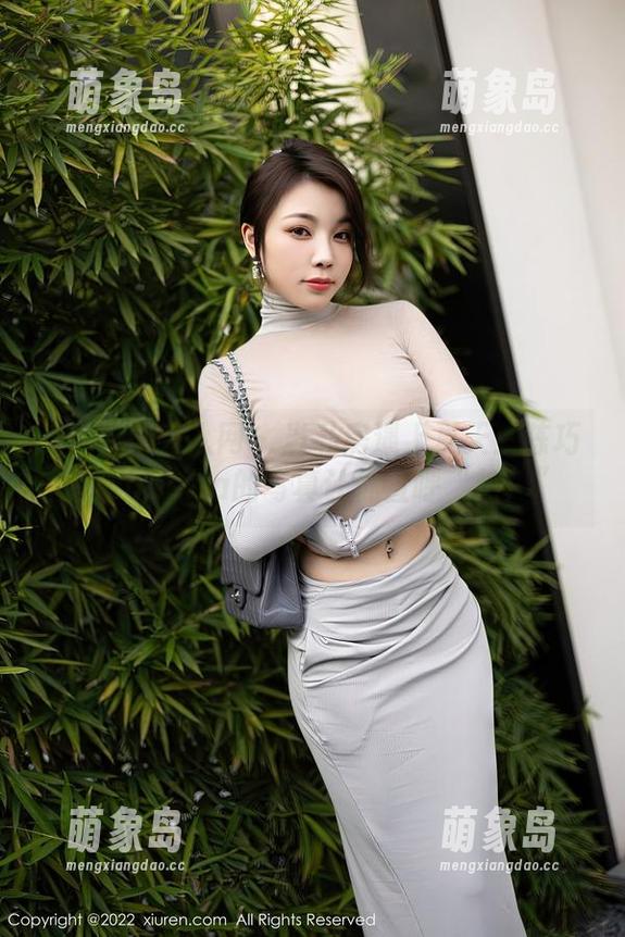 Xiuren秀人网 - 当私房遇上夏天：陈巧蓓isabella的写真让你直呼“热！”