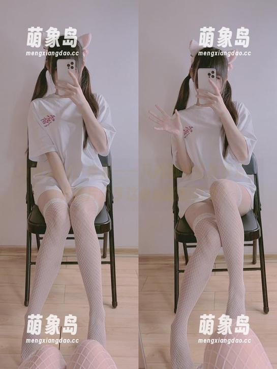 miko酱吖·裸足——只用脚步丈量快乐，点开图片分享这份尴尬的自信！