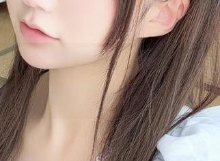 nagisa魔物喵旗袍系列，图片里似乎隐藏着另外的宇宙