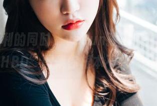 送上福利的同时，yeeun孙乐乐的“LOOZY-HBD”图集你根本不想眨眼哦。