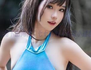 红裙下的淘气：七七娜娜子私拍小插曲