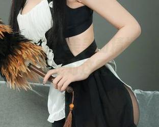 丽柜 – 吊带出没！美美的精选图片你能抵挡得住吗？我可是对这露肩绝技停不下来。