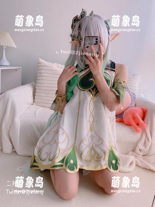 二阶堂宅绘子：灰色外套的真正潜力——这个合集是不是让你也想要试试？