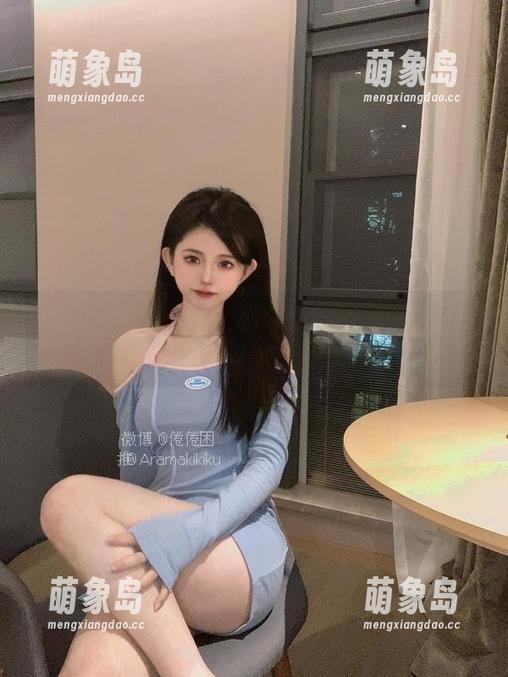 倦倦喵带你回到课堂，校服图包下载就是在偷懒嗖嗖的懒觉！