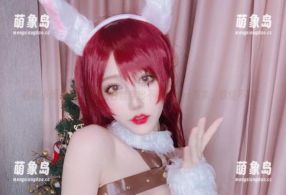 看啾小妍Deer如何把白丝穿出不同的cos范本，你信不信？