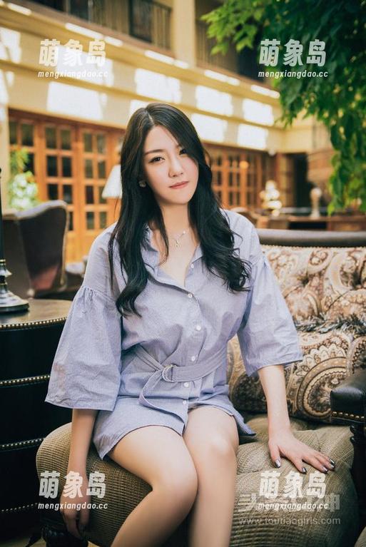 头条女神 - 丝袜界的“穆菲菲现象”，高清原图，保证你嘴角上扬！