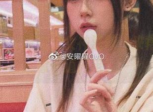全套偷瞄安曜曜，女神滋味，来得太快就像一道闪电！