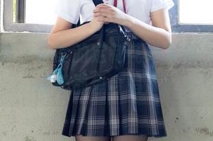 少女秩序 – 小葵的定制花嫁写真，饶舌到连花都想合唱了！
