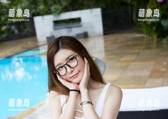 尤物馆 - 陈怡曼coco的高冷套装，高清版来撩，全新视角等你交账