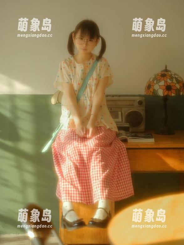免费图片，幼水铃衣那略显“火辣”的肉丝风光