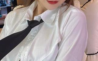 微密圈 – 下载网盘里的‘张思允’精神，jk制服让人止不住的eyecontact