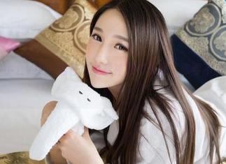 推女神 – 小九Vin，黑色包裹着神秘和优雅，你要不要来一波离心？