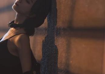 木棉棉OwO的兔女郎版图：资源齐全，在线会议随时开播！