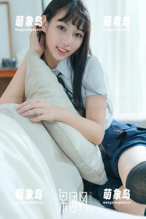 果团网 - 黄昏下的张小喵和肉丝，更像是一场漫不经心的写真集和原图秀。