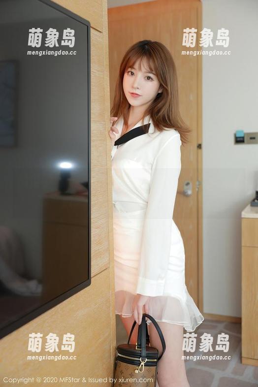 模范学院 - 最新款！星萌分享“女友”档案，原来这才是最佳背景，哈哈！