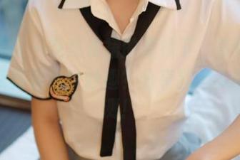 模范学院 – 在连衣裙的裹挟下，李可可的写真究竟有多少妙趣？分享我个人的小推测！