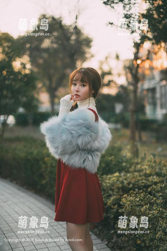 波萝社 - 柳侑绮与小伙伴的双人奇遇，图库出奇效，分享乐趣多多！