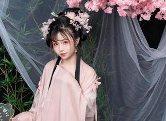 还在找免费资源？来看爆机少女喵小吉的“怪物猎人曙光”，不怕被猎物追！