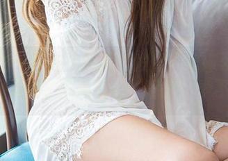 爱尤物 – 还在为买照片发愁？刘瑾希校服+免费原图，书本外的‘课业’学不完！