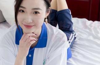 物恋传媒 – 丝袜的无敌魅力，婷婷在高清作品中一览无遗！