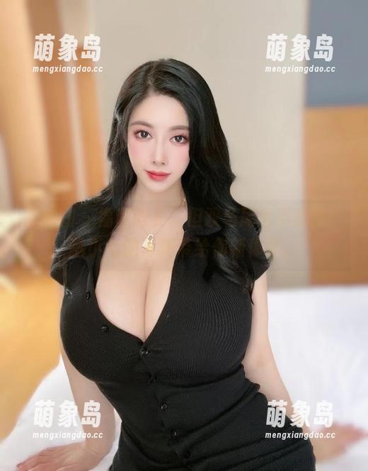 微密圈 - 福利需要，但双马尾也不能少！猪小七的写真带给你新体验。