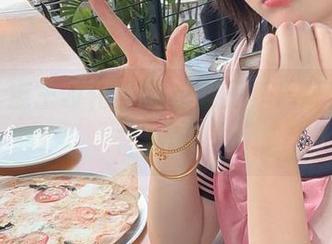 眼酱大魔王w化身睡衣女王，最新图包不容小觑！