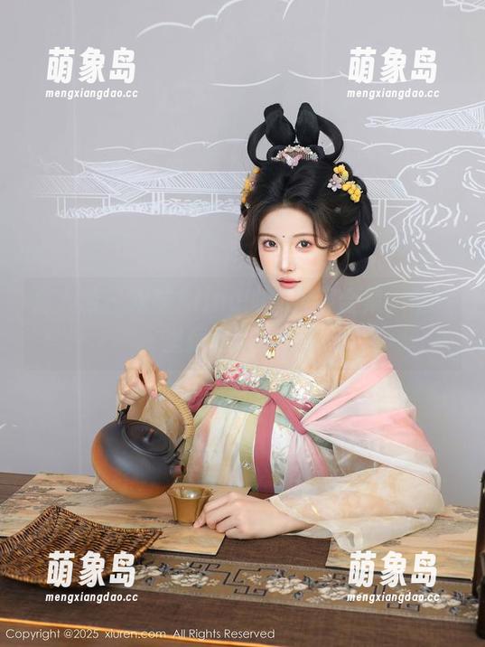 秀人网 - 双笙Alina的体操服合集，壁纸里藏着的小惊喜