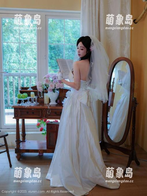 秀人网 - 精选图包：安然maleah的连体衣，穿上仿佛就能飞，虽然也可能摔得很惨…