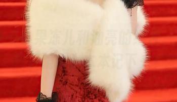 秀人网 – 小果冻儿和油亮的组合，资源让我干脆拿小本本记下来！