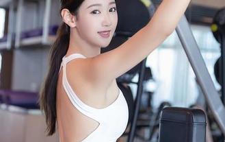 秀人网 – 徐莉芝Botty在线换装中，高清捕捉职场的各种“表情”！
