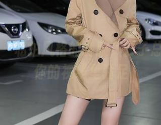 秀人网 – 私拍风格的制服，玄子总是会在你的视线里驻足
