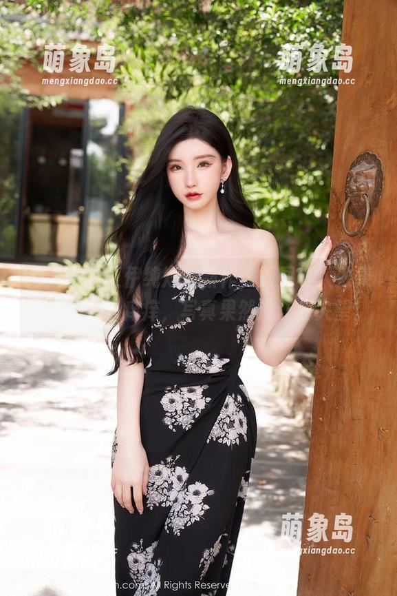 秀人网 - 王伊纯短裙新作，原图真人效果好得让人心痒痒，写真果然没让我失望。