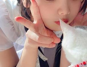 稚乖画册 – 赤西夜夜和她的姐姐：精选写真里藏着的人生小九九。