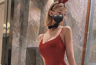 微密圈 – 脸红Dearie的灰丝系列，下载后你也能变时尚博主！